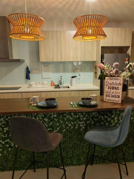 Alocasia Geniehome 3Br Free Wifi @ Utropolis Shah Alam Eksteriør billede